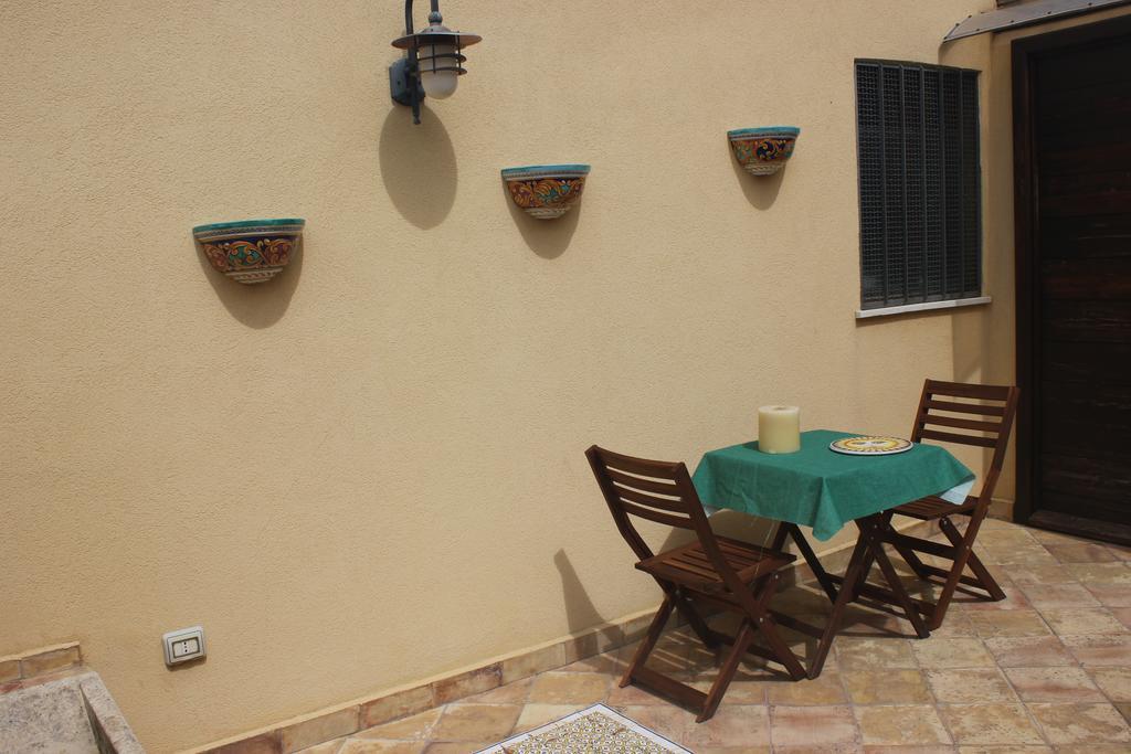 I Campanili Bed & Breakfast Agrigento Bilik gambar